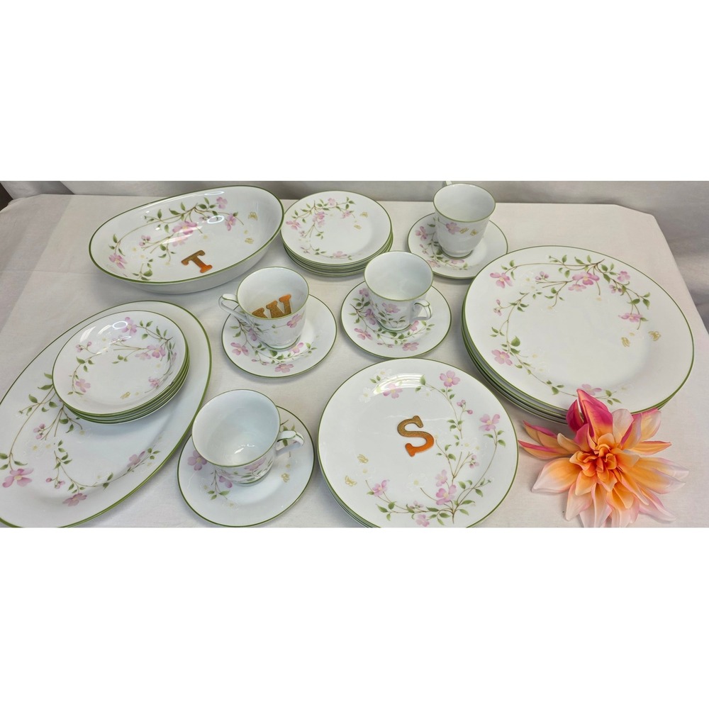 Noritake First Blush 2605 China Set Floral Pink White Green 26 Piece Japan